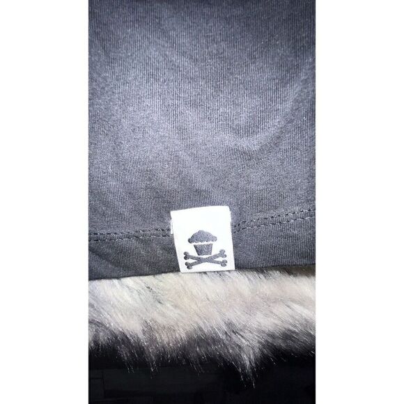 Rare Johnny Cupcakes Los Angles Zip Code Store Closing Tee Small - Picture 8 of 11